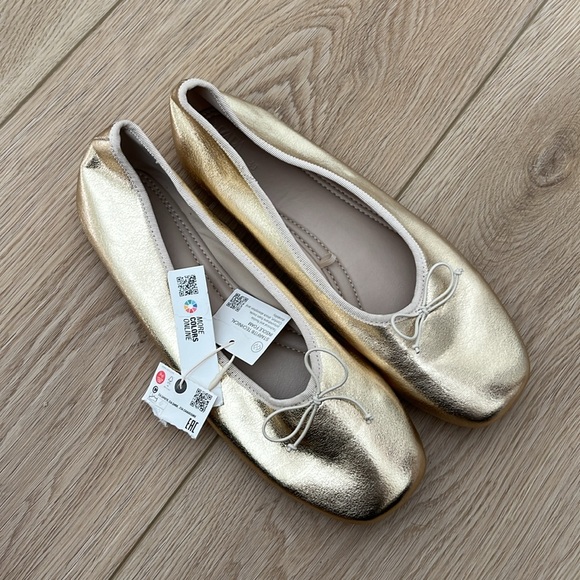 Zara Gold Metallic Square Toe Ballet Flats - Picture 2 of 9